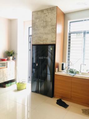 Chính chủ cho thuê nhà phố 1 trệt 3 lầu, Lakeview City, giá 25tr/th, LH 0907860179