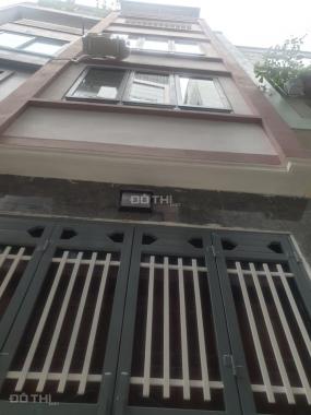 Bán nhà riêng tại Phường Lĩnh Nam, Hoàng Mai, Hà Nội diện tích 33m2, ô tô đỗ cửa