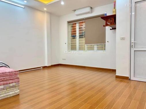 Bán nhà Tam Trinh, 4 tầng đẹp lung linh, 42m2, 2.1 tỷ. 0947018386