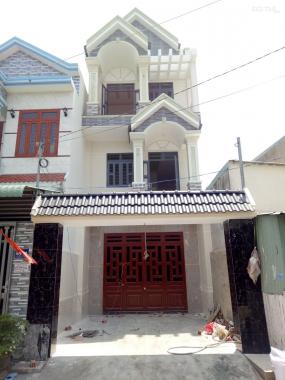 Nhà 2 lầu thành phố Thuận An. Sổ hồng hoàn công, chính chủ cần bán