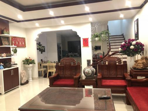 Chính chủ cần bán căn nhà liền kề 118.8m2 Gamuda City đầy đủ nội thất. LH 0937395333