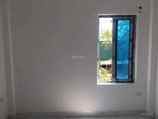 Cần bán nhà 41m2 x 3 tầng xây mới phường Biên Giang, Quận Hà Đông giá 1.38 tỷ. LH 09968507236