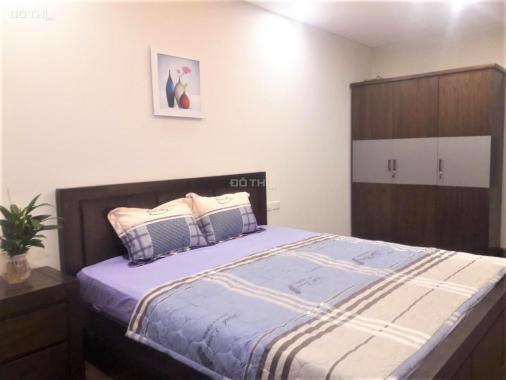 Cho thuê căn hộ chung cư 2 phòng ngủ N03 T2 Ngoại giao đoàn, tầng cao View Hồ điều hòa.