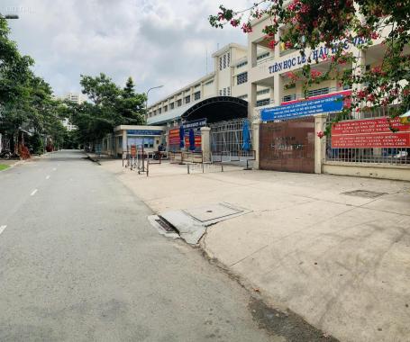 Bán căn nhà 105m2 ở Bình Trị Đông B, Q. Bình Tân, SHR bao quy hoạch