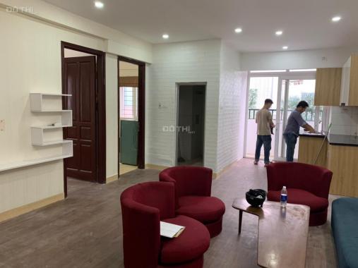 CC bán căn hộ lô góc Bắc Linh Đàm, 2PN, 1.3 tỷ