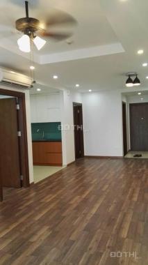 Cho thuê căn góc 3PN, DT 100m2 full nội thất dự án A10 Nam Trung Yên vừa nhận nhà, view công viên