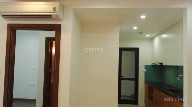 Cho thuê căn góc 3PN, DT 100m2 full nội thất dự án A10 Nam Trung Yên vừa nhận nhà, view công viên