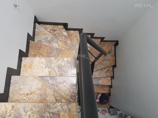 Bán nhà đẹp 28m2 ở ngay, cách ô tô 10m, Triều Khúc, giá 1,7 tỷ