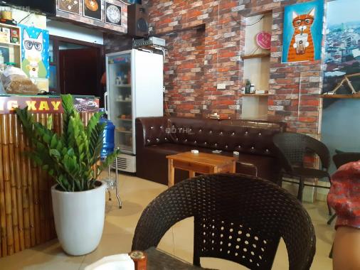 Sang nhượng quán cafe vỉa hè rộng DT 40 m2, mặt tiền 4 m, Phố Mỗ Lao, Q. Hà Đông, Hà Nội