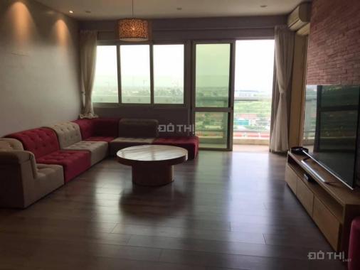 Bán gấp căn hộ toà E5 tầng trung 153m2, 4PN, đủ đồ tại Ciputra, Hà Nội. LH 0988154585