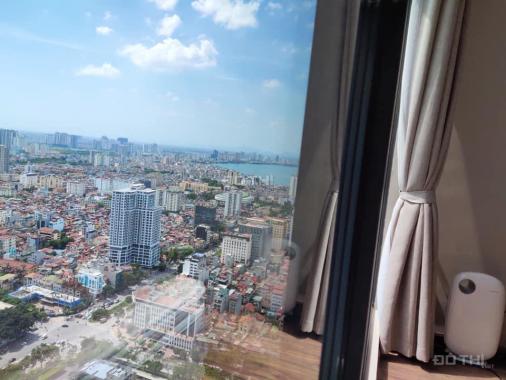 Cần bán gấp căn hộ Metropolis Liễu Giai toà M3. DT: 114m2, full nội thất, ban công view hồ Tây