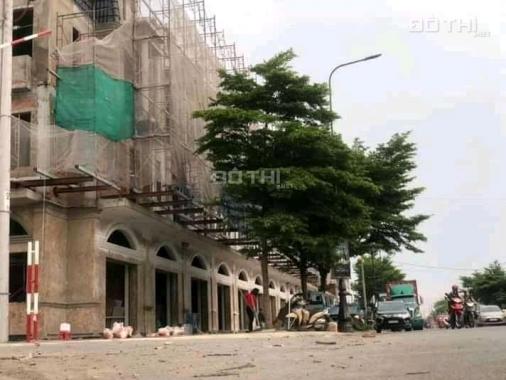 Bán nhà mặt phố tại đường Nguyễn Chí Thanh, Xã Hưng Định, Thuận An, Bình Dương, DT sàn 200m2