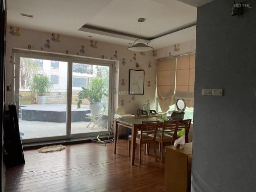 Cho thuê căn penthouse 3PN có sân vườn tại N09B2 Dịch Vọng full đồ 16tr/ tháng - 0903279587