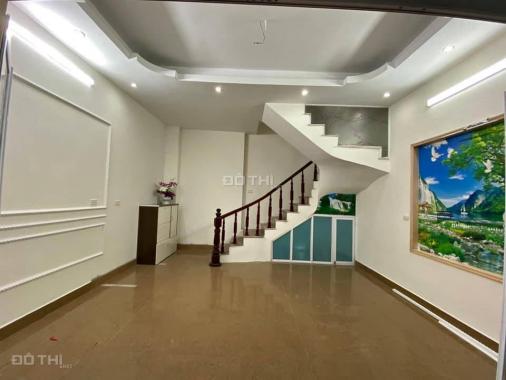 Cần bán nhà Tam Khương 30m2 x 6T, cách phố mấy bước chân, giá 4.2 tỷ