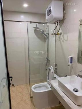 Bán nhà Văn Miếu 28m2 x 5T, siêu hiếm, 5m ra phố, về ở luôn, giá 2.65 tỷ