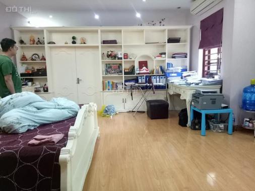 Bán nhà Xã Đàn, Đống Đa, ô tô, KD, 40m2, 4T, hơn 6 tỷ