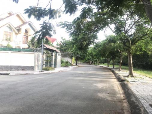 Bán đất KDC Nam Long Q9 giá 4.8 tỷ, DT 90m2 sổ hồng mặt tiền đường 16m ngay công viên, ĐT 090911358
