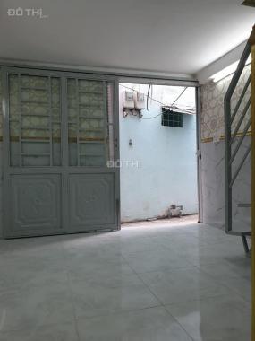 Bán nhà Quận 7, Huỳnh Tấn Phát, DT 14m2 giá 590tr