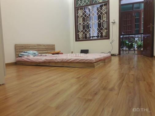 Bán nhà khu vực La Thành nối Ngọc Khánh, 37m2, giá chưa đầy 3.85 tỷ, ngõ thông thoáng