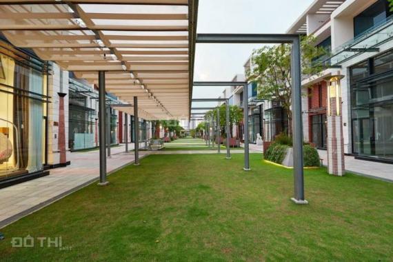 Bán gấp BT Galleria có hầm, thang máy, DT 175m2, DTXD 600m2 sổ riêng, giá bán nhanh 17.9 tỷ TL