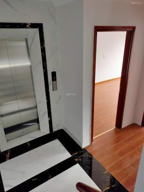 Bán nhà mới đẹp khu Tân Mai - Kim Đồng 60m2x7T thang máy, có vỉa hè, KD tốt, ô tô vào, giá 10,5 tỷ