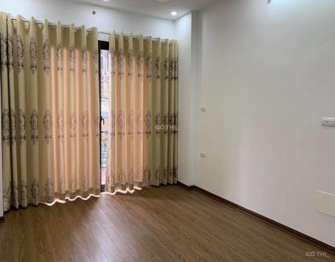 Bán nhà Đầm Trấu, phân lô, gara, 50m2, 6 tỷ, nhà mới. LH: 0934326345