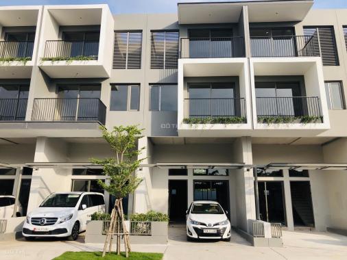 Nhà phố cao cấp mặt tiền đường lớn 15m KDC biệt lập an ninh 24/7 gần chợ, trường học, Aeon Mal