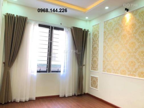 Nhà Hai Bà Trưng, siêu hiếm, siêu rẻ, vị trí đỉnh, 40m2 x 5 tầng, chỉ 2.7 tỷ