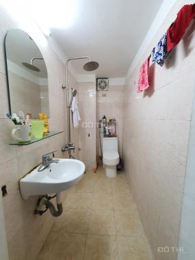 Bán nhà Xã Đàn, Đống Đa view công viên 30m2 x 5T, giá 2.8 tỷ