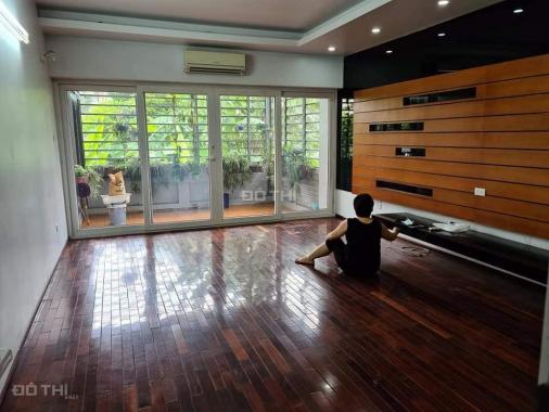 Bán nhà Ngọc Thụy, Long Biên 70m2, 5 tầng giá bèo bọt