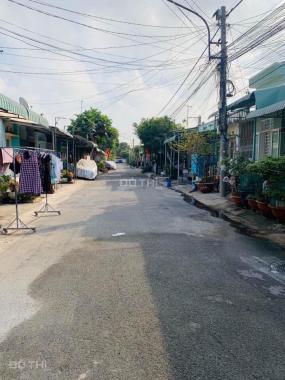 Cho thuê nhà phường Hiệp Thành 2, Thủ Dầu Một, nhà 2PN, 1 bếp, 1 phòng khách đường nhựa 5m giá rẻ