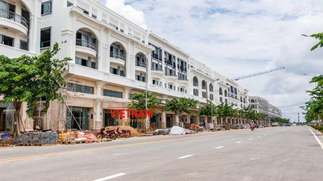 Cần tiền bán nhanh căn shophouse T5, mặt tiền Đinh Thị Thi, giá 30 tỷ, đã bàn giao