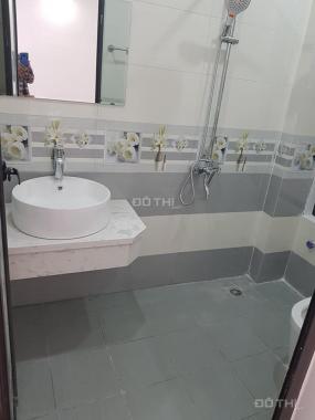 Bán nhà Tựu Liệt, DT 40m2, xây 5 tầng, 10m ngõ đi riêng