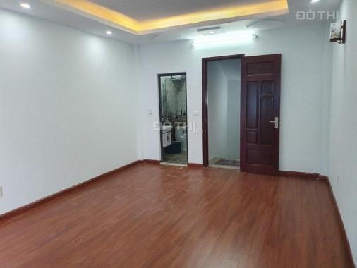 Siêu hiếm: Cách ô tô 30m, 65m2 x 4T, lô góc, phố Lạc Long Quân 3.75 tỷ