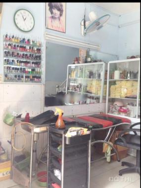 Chính chủ cần sang tiệm tóc nail có sẵn vật dụng ngay trung tâm Nguyễn Văn Cừ, Q. 5