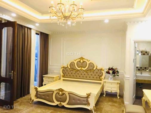 Bán gấp siêu phẩm nhà Thụy Khê, thiết kế siêu đẹp, nghệ thuật, DT: 100 m2 * 5T, 4 phòng ngủ