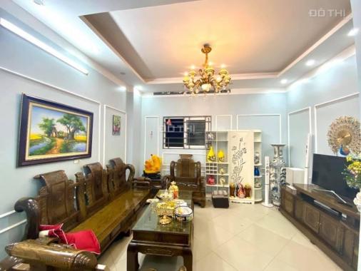 Cực cực gấp! Bán nhà Phùng Hưng, ô tô 7 chỗ vào nhà, view đẹp, 58m2, giá 4.85 tỷ