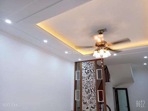 Bán nhà Hà Đông, lô góc, kinh doanh hái tiền, giá nhỉnh 3 tỷ, hàng hiếm, LH: 0368197933