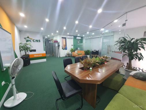Cho thuê văn phòng tầng lửng tại phố Láng Hạ, Đống Đa diện tích 80m2, giá 16 triệu/tháng