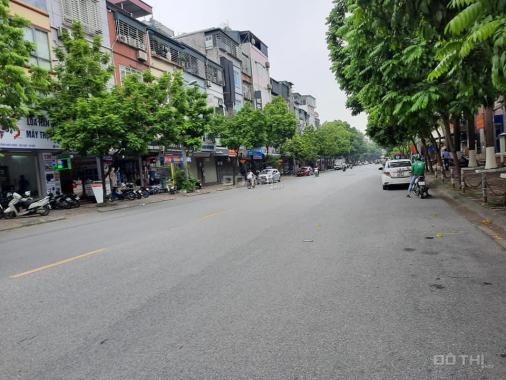 Bán gấp nhà mặt phố Trần Quốc Hoàn cực hiếm kD cực tốt, giá 8.3 tỷ