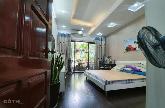 Bán nhà ngõ 40 Tạ Quang Bửu, Phường Bách Khoa, 52.6 m2, ô tô tránh đỗ, kinh doanh, 5.23 tỷ