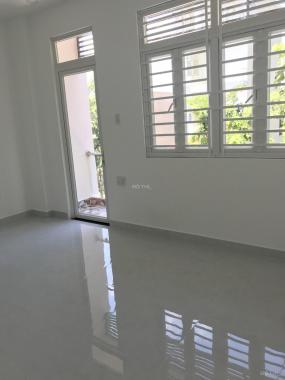 Bán gấp nhà 100m2 đường Hoàng Phan Thái, cách chợ Bình Chánh 1.2km