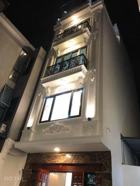 Bán nhà đẹp Phúc Đồng 84m2 x 5 tầng, ngõ 4m có sân trước nhà để ô tô (trước mặt Vinhomes Riverside)