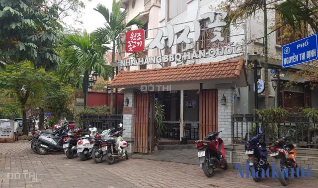 Bán gấp nhà MP Nguyễn Thị Định - TT Cầu Giấy - vỉa hè rộng - kinh doanh sầm uất