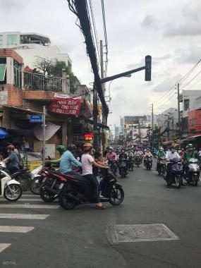 Nhà mặt tiền đường CMT8, quận 3, khu kinh doanh ngày đêm