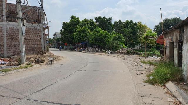 Bán đất tại xã Vạn Phúc, Thanh Trì, Hà Nội, DT 300m2, MT 15m. LH: 0983337986