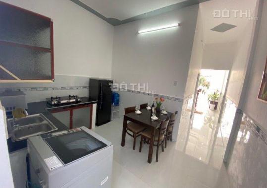 Cần sang nhượng căn nhà 130m2, sổ hồng riêng, ngay mặt tiền đường Tân Đức, Đức Hòa Hạ. 0938.192.162