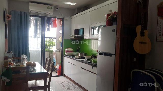 Bán nhanh căn hộ 2 phòng ngủ, DT 65m2 chung cư HH3B Linh Đàm view hồ cực đẹp