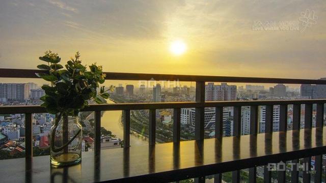 Cần cho thuê nhanh căn hộ Saigon Royal - 88m2, view sông, giá 21 triệu/tháng