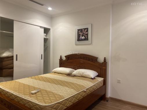 Tôi cần bán gấp căn hộ Home City, 70m2 2PN, full nội thất, view Trung Kính, giá 2.5 tỷ